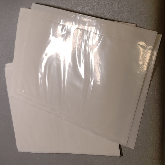 20 Adhesive shipping labels - Picture 2 of 3